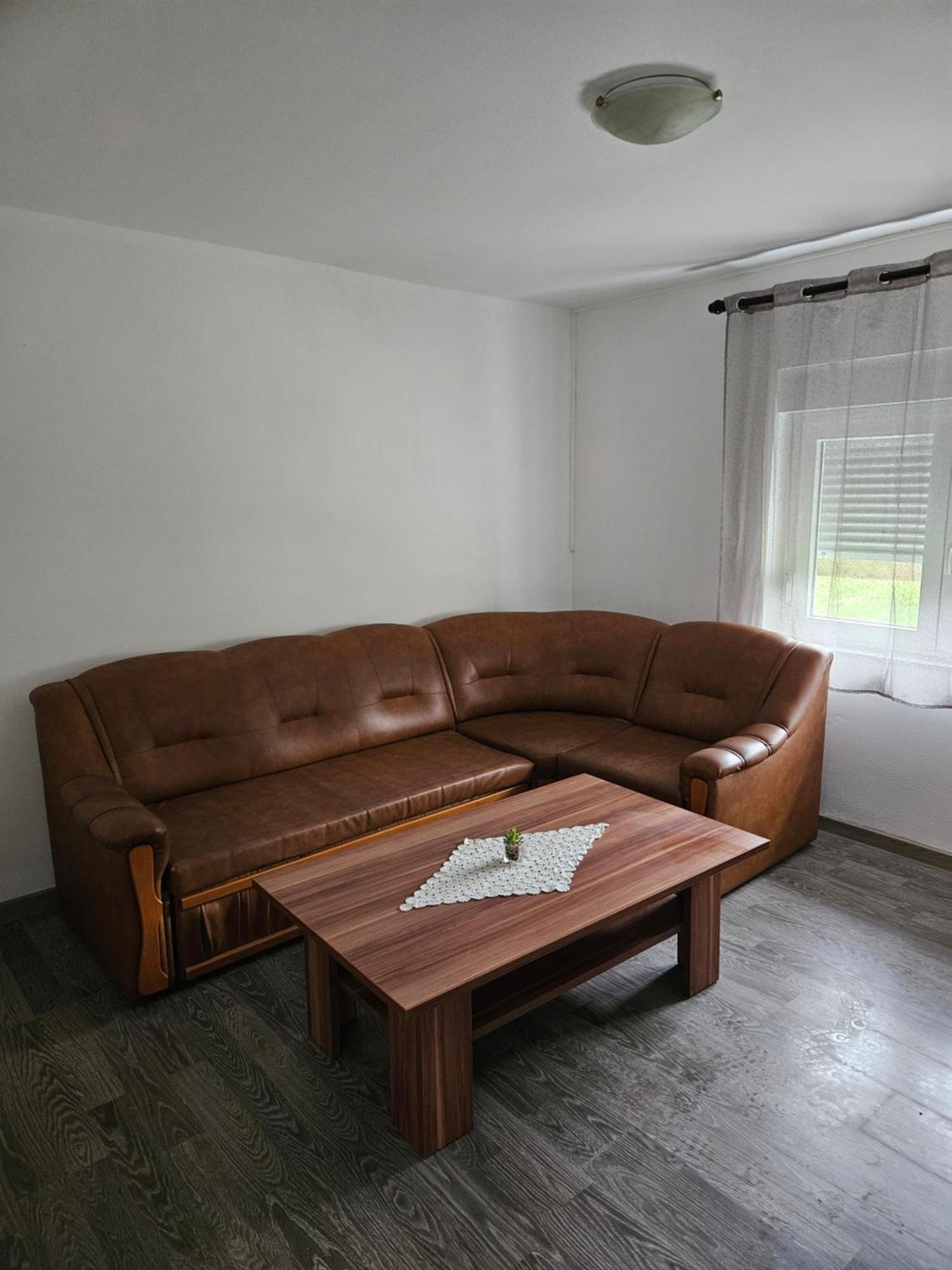 Apartman Mile - Holiday House Smoljanac Exterior photo
